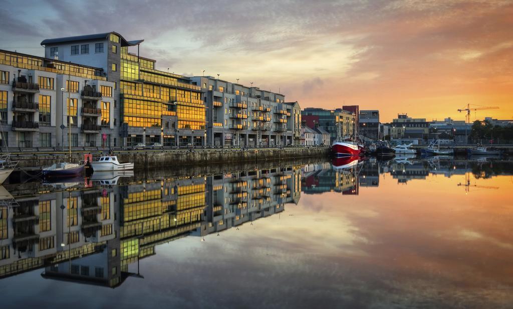 The Residence Hotel Galway Exterior photo